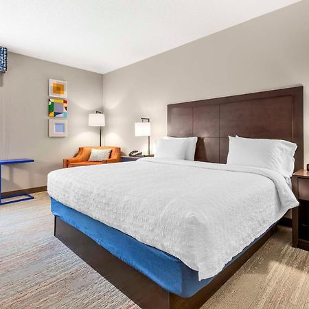 Hampton Inn מבן מראה חיצוני תמונה