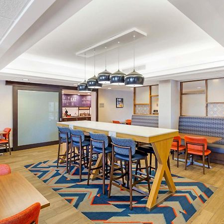 Hampton Inn מבן מראה חיצוני תמונה