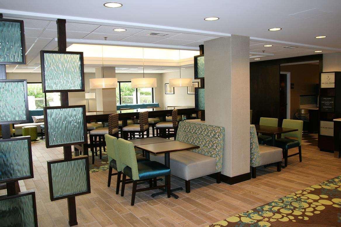 Hampton Inn מבן מראה חיצוני תמונה