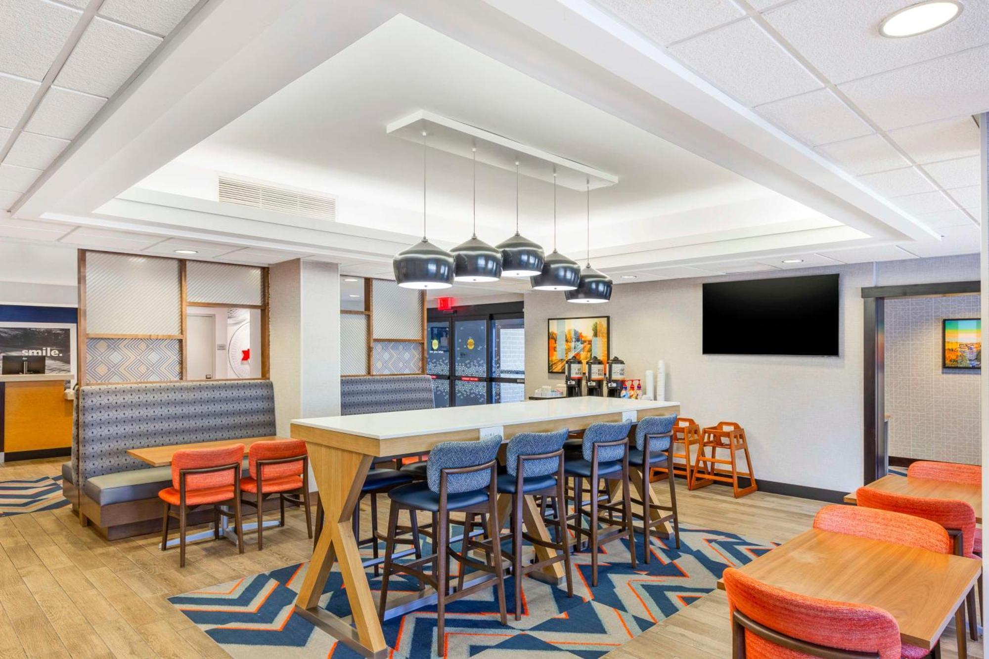 Hampton Inn מבן מראה חיצוני תמונה